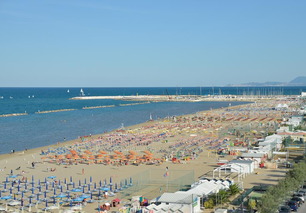 Hotel Bel Sit Senigallia Exterior photo