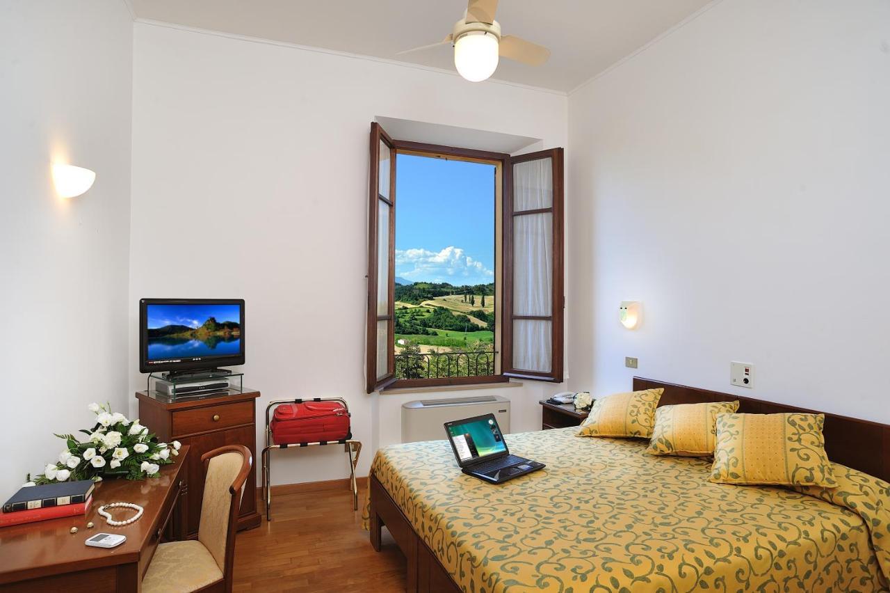 Hotel Bel Sit Senigallia Exterior photo
