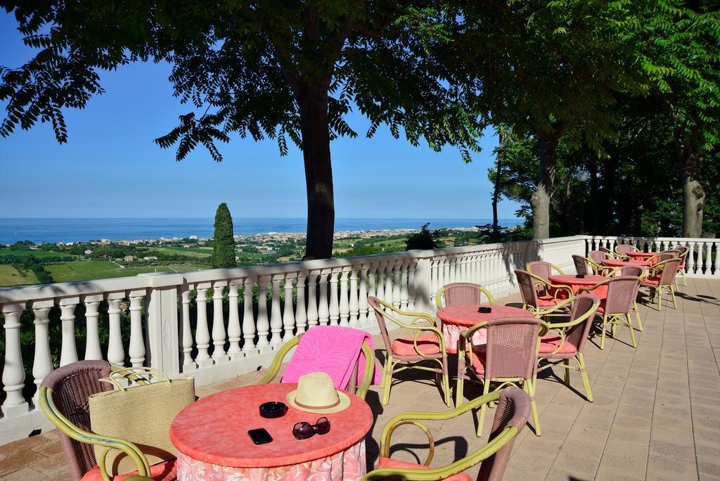 Hotel Bel Sit Senigallia Exterior photo