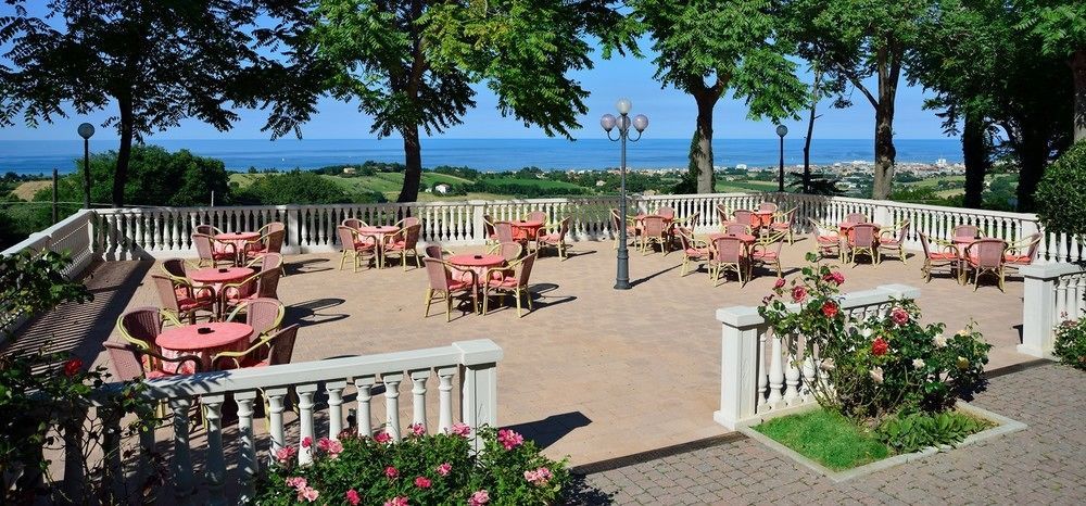 Hotel Bel Sit Senigallia Exterior photo