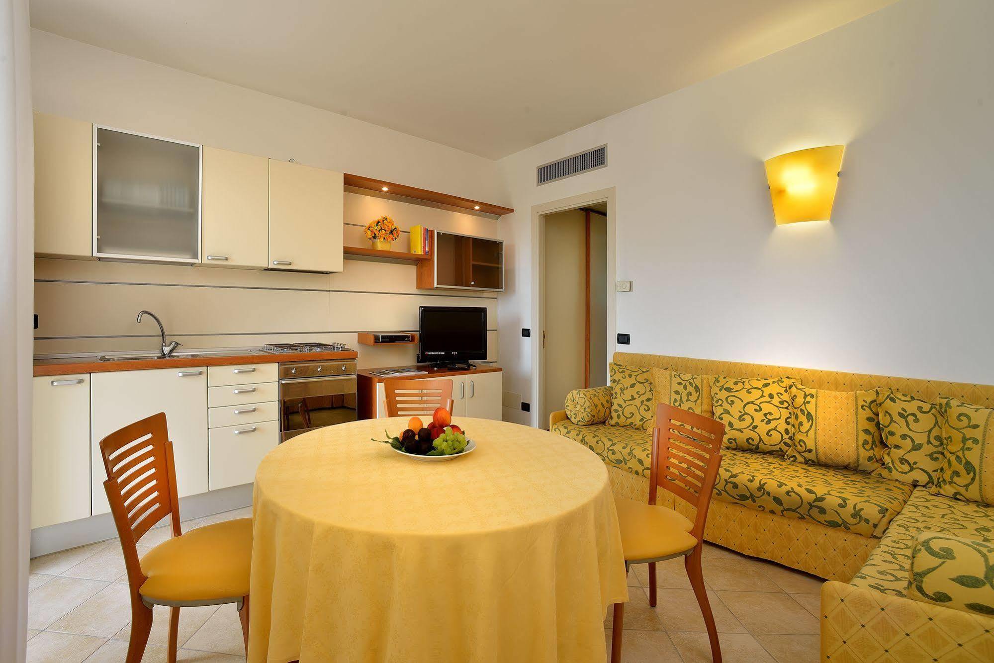 Hotel Bel Sit Senigallia Exterior photo