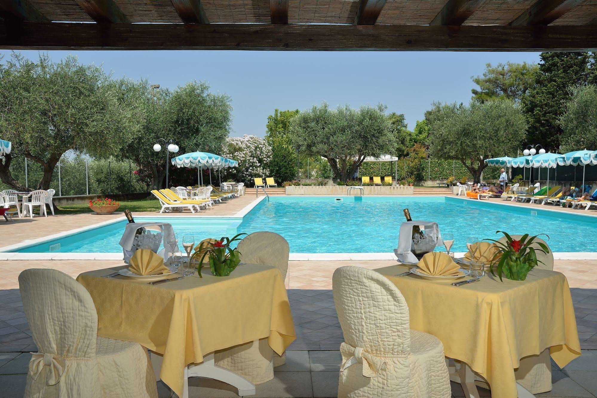 Hotel Bel Sit Senigallia Exterior photo