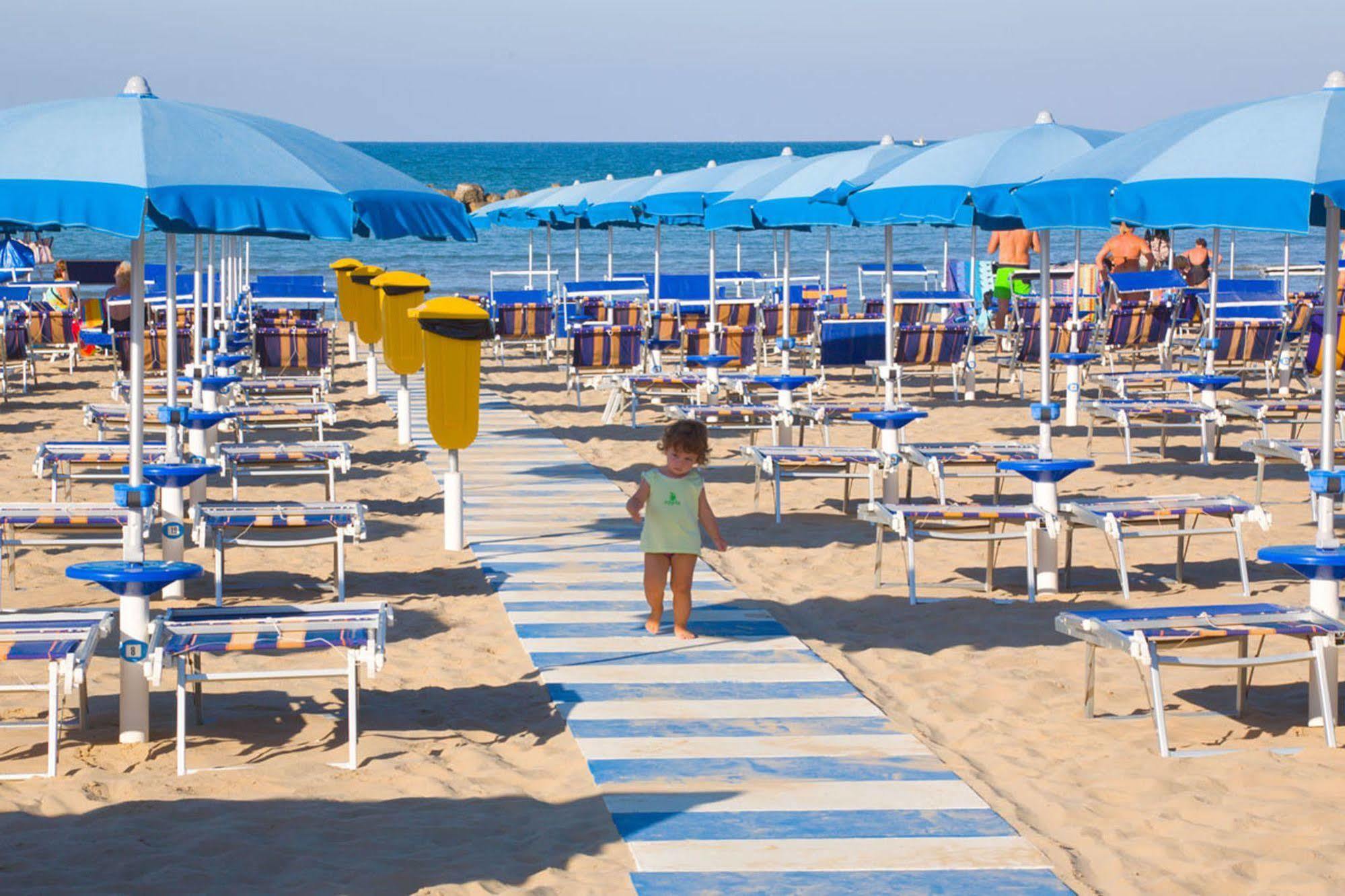 Hotel Bel Sit Senigallia Exterior photo